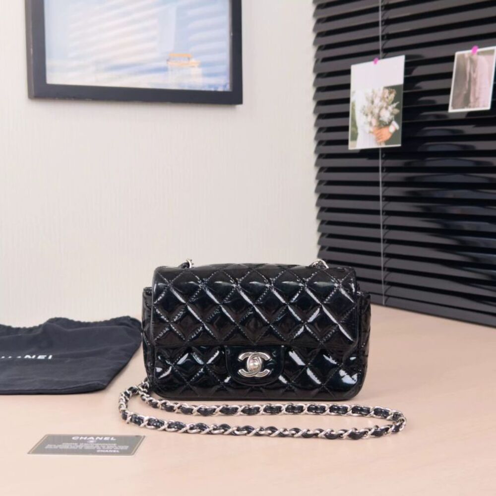Chanel Women Pre-Loved Bag Very Good Condition